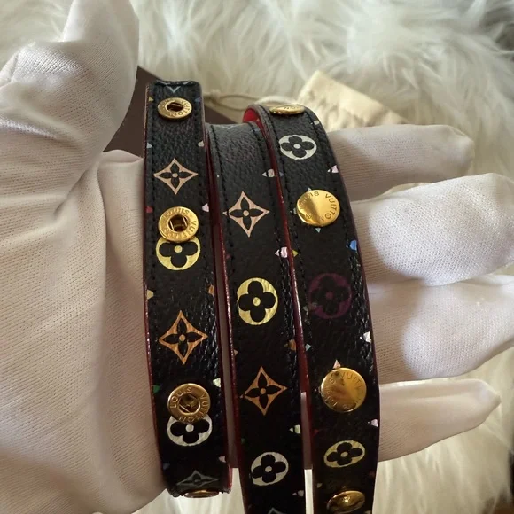 Louis Vuitton Murakami Multicolore Monogram Canvas Skinny Belt Size 75/30 Black Louis Vuitton Medium Belt Murakami Canvas 90/36 Multicolor  main image 3